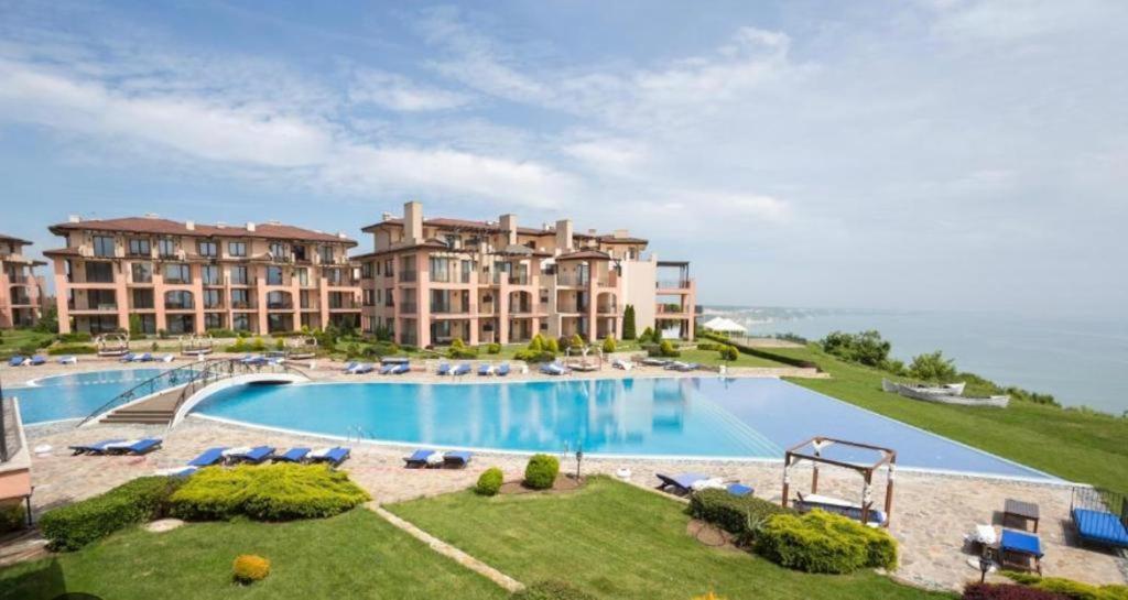 Sea View Apartment Kaliakria Resort Топола Екстериор снимка