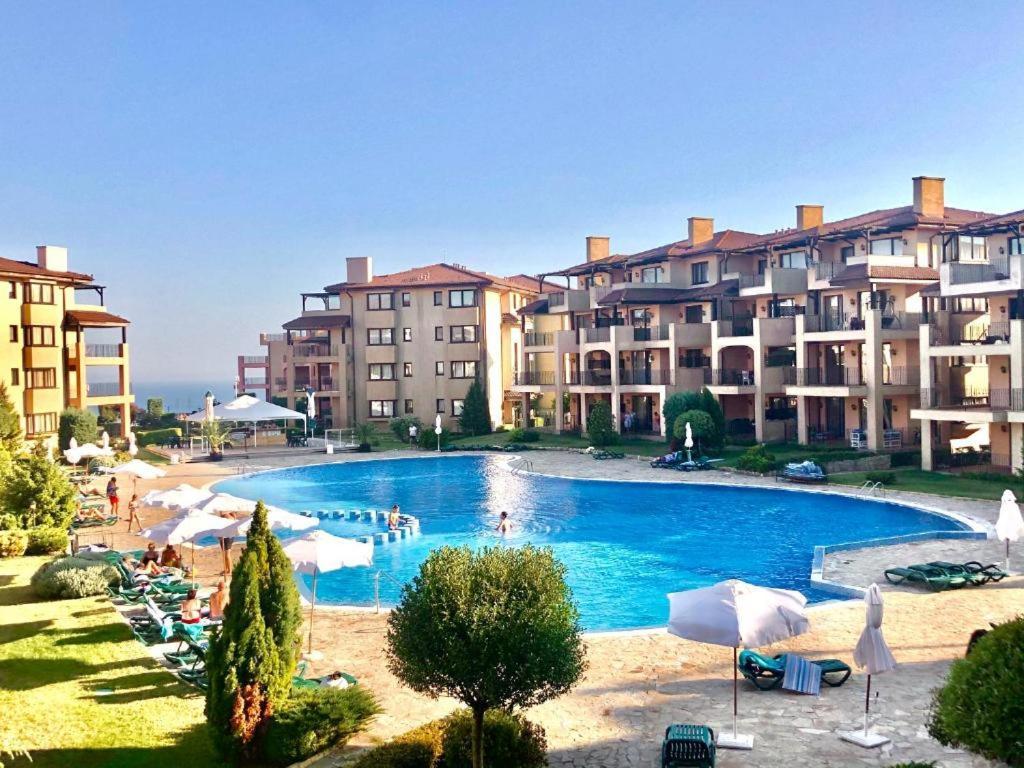Sea View Apartment Kaliakria Resort Топола Екстериор снимка